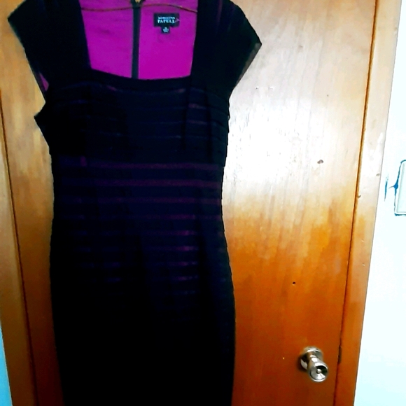 Dress - Picture 3 of 4